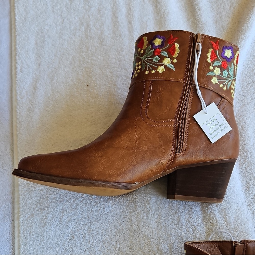 J.Adams Shoes Corral Brown PU Floral Embroidered Ankle Bootie Zip Women 9 - Picture 3 of 8